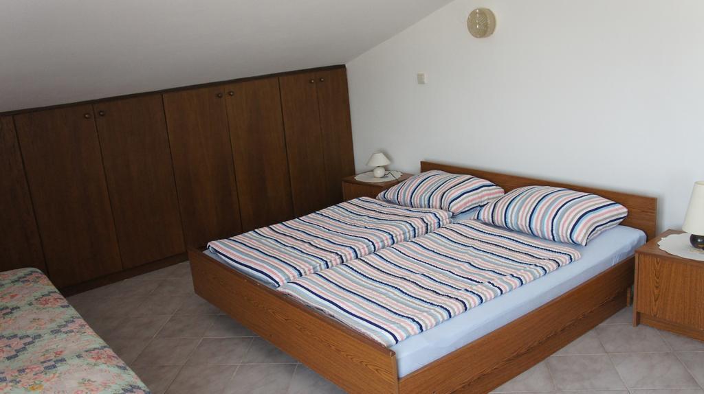 Suran Apartments Pula Exterior foto