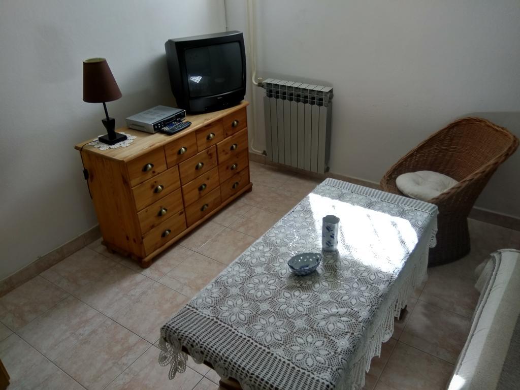 Suran Apartments Pula Exterior foto